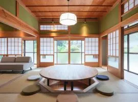 円坐 enza 定員12名! 広々貸切古民家, 香取神宮までお散歩, グランドピアノ, 屋根付きBBQ可, 駐車7台