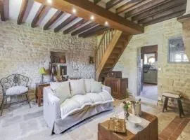Farmhouse in Talon with Scenic Views