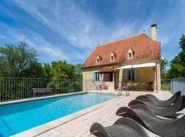 Elegant Stay in Thémines