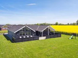 Luxury Beach House with Pool - By Traum Ferienwohnungen