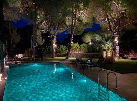 La villa ParsDoren，位于Mordogan的酒店