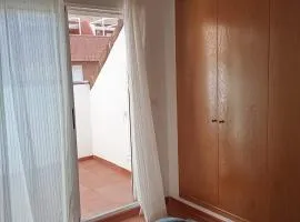 Valencia Casa Rosa