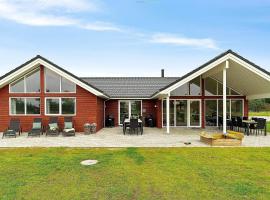 Luxury Retreat with Pool - By Traum Ferienwohnungen，位于格雷诺的酒店