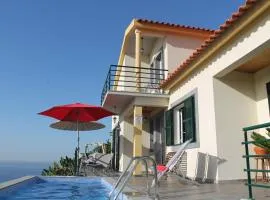 OurMadeira - Casa Jardim Mar, seaviews