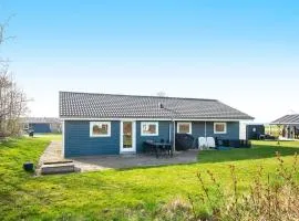 12 person holiday home in Vinderup-By Traum