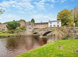Riverbank Cottage