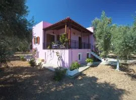 Villa in Crete near Rethymno Beach
