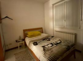 Mini Appartamento Rosso，位于达尔米内的酒店