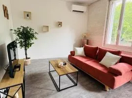 Charmant appartement rénové l Climatisé