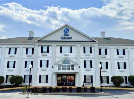 Best Western of Crestview，位于克雷斯特维尤的酒店