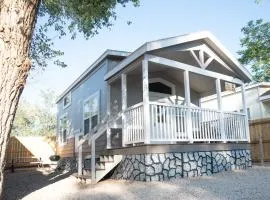 Balanced Rock Cabin #05