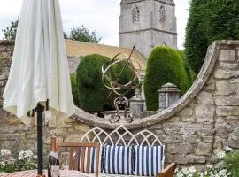 Incredible Church Views from Beautiful Cottage