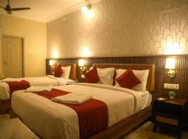 Castle 360 Inn