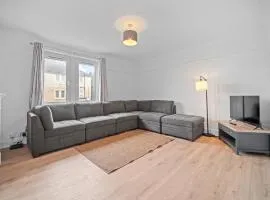 Mollison 2 Bedroom Apartment - Harthill