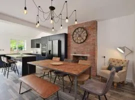 Big 3br I Central I Pets Welcome