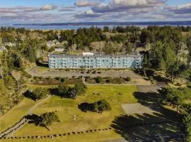 Chateau Westport Resort