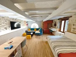 Superbe Studio Roustique