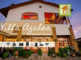 Htl & Villas Las Glorias Mazamitla, c&eacute;ntricas, parking, jard&iacute;n，位于马萨米特拉的山林小屋