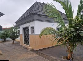 Exclusive Chalet - 2 Bedroom，位于Ilerin的酒店