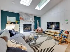 Sweetfern Gouldsboro Cabin Deck and Lake Access