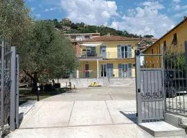 LE GEMME Bed & Breakfast con parcheggio e giardino