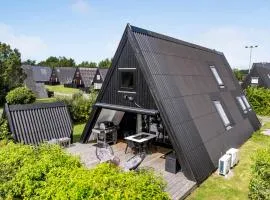 Stunning Home In Farsø With Wifi