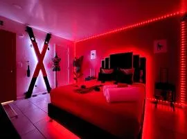 Fantasy Escape Hot Tub, Dance Pole, Kink Play
