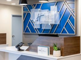 Holiday Inn Express & Suites Dewitt - Syracuse by IHG，位于东叙拉古的酒店