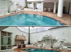 Casa Cristales Oeste de Cali，位于卡利的酒店