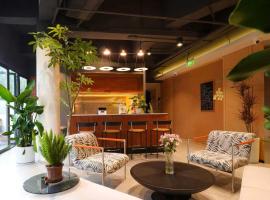 Amic艾米&middot;女生青旅(深圳蛇口海上世界店)，位于深圳的青旅