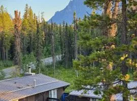 森瓦普塔瀑布落基山旅舍
