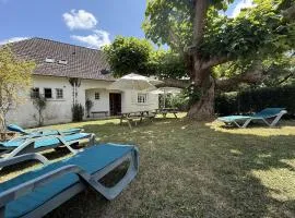 Grande maison villageoise avec jardin privé dans le Périgord - FR-1-839-8