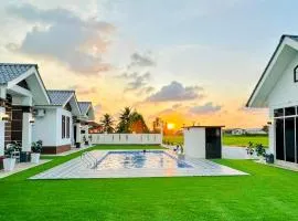 Laman Kota Pool Homestay