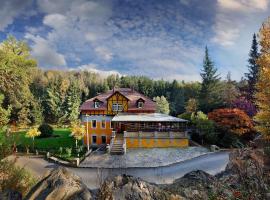 Villa Rotschoenberg im Tal der Freiberger Mulde，位于大希尔马的酒店