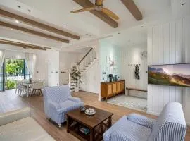 Sandy Villa