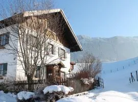Alpenapartment mit Garten