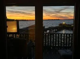 Woonboot De Witte loosdrechtse plassen