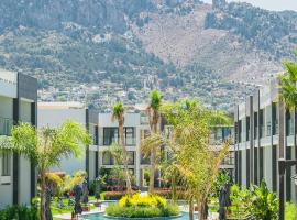 Palmera Resort Wellness & SPA，位于凯里尼亚的酒店
