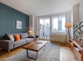 Hells Kitchen 1BR w Gym Doorman Lounge NYC-249，位于纽约的酒店