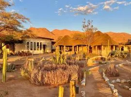 Solitaire Mountain Lodge