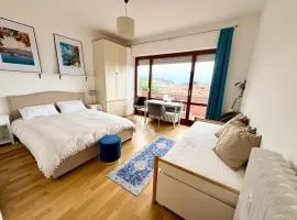 Sunset Lakeview Small Paradise