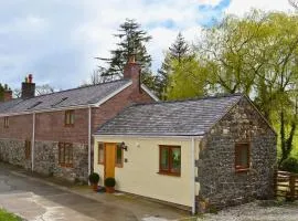 Clawdd Offa Barn