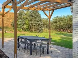 3 Bedroom Lovely Home In Hammenhög