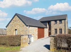 Holiday Home in Borlon with Terrace，位于Borlon的酒店