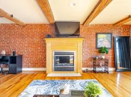 Cozy 1BR Apt in Downtown Richmond, Nearby Attractions