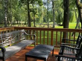 Holiday House Nature