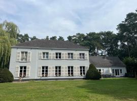 Parelintgroen，位于卡斯特尔莱的酒店