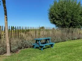 Farmhouse Vleteren with Garden & BBQ