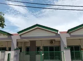 Homestay Ismail LEKIR