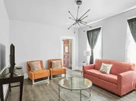 Stylish 3BR in Downtown Detroit • Near Museums Dining